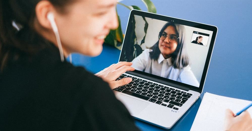  two adults on a virtual call